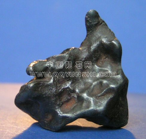 23593_4096_268[1]Sikhote-阿林陨石.jpg