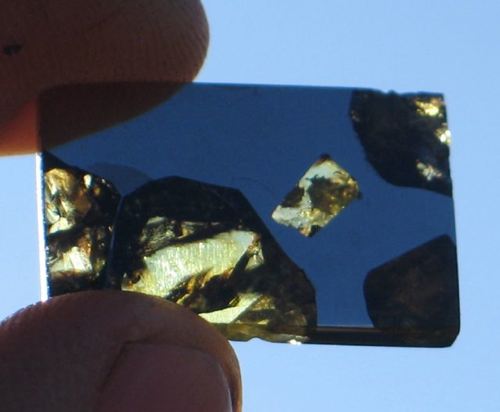 Esquel-Pallasite-9[1].jpg