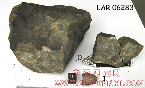 lar06283,0pie.jpg