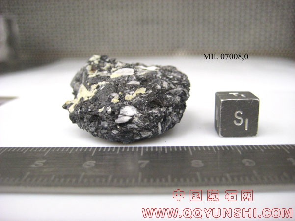 mil07008,0s.jpg