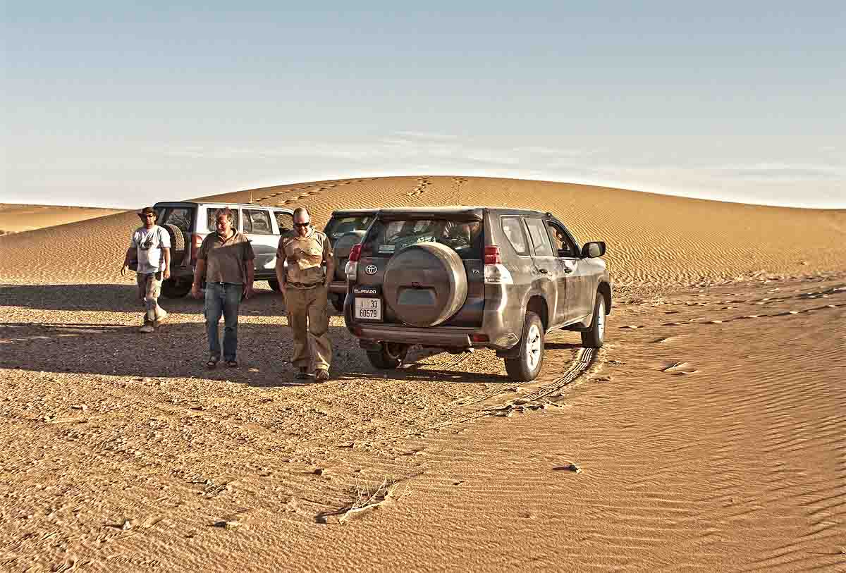 Meteoritensucher_Sahara_1200.jpg