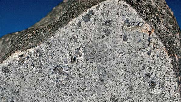Eucrite_Achondrite_Meteorite_B-415_597.jpg
