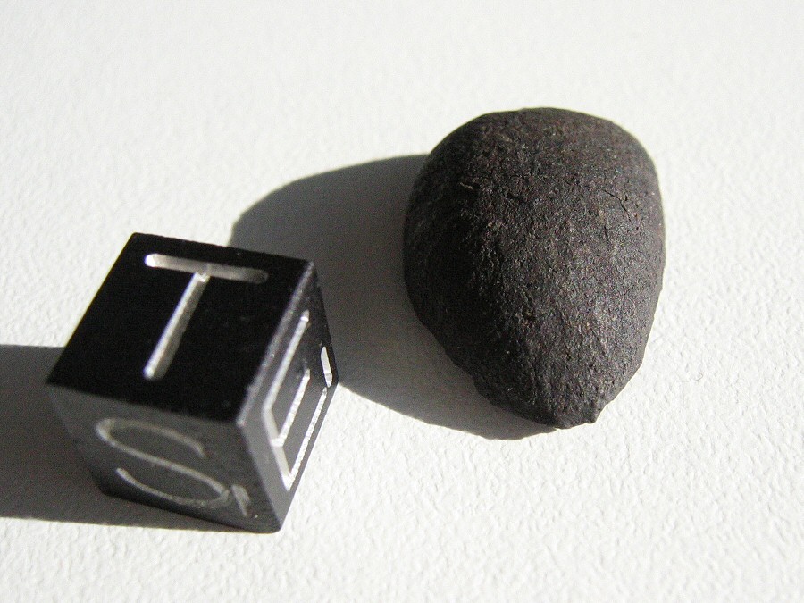 Gao_Guenie_5g_b_large.jpg