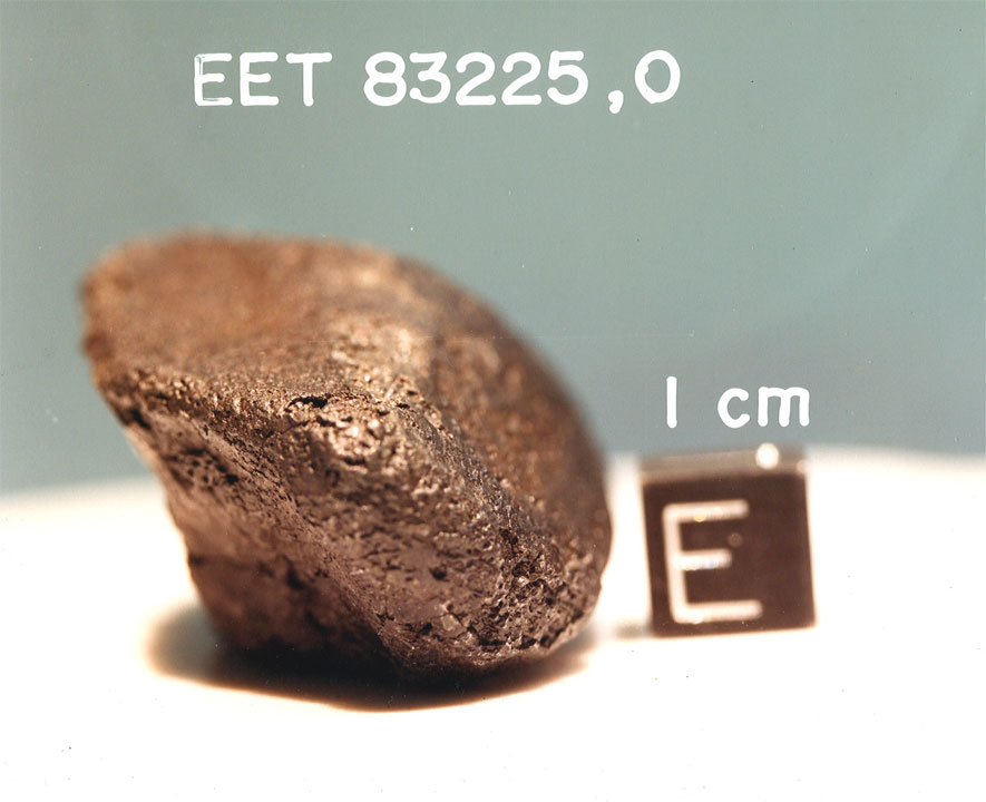 EET83225A.jpg