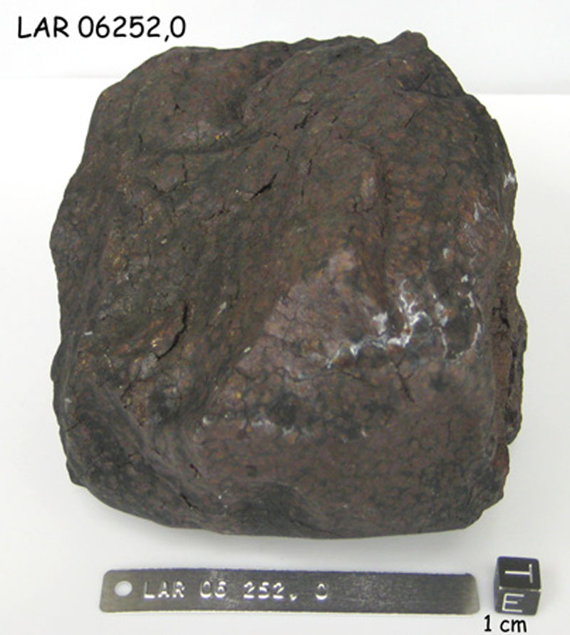 lar06252,0e.jpg