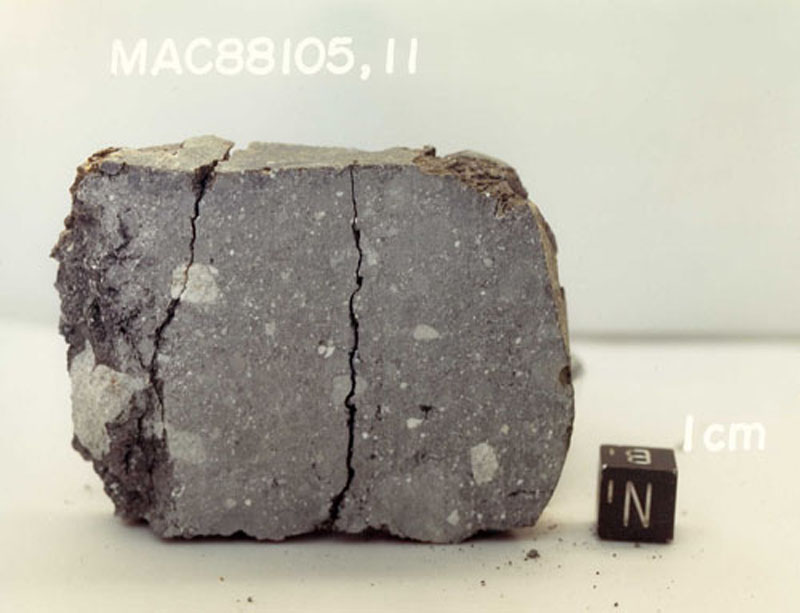 MAC88105A.jpg