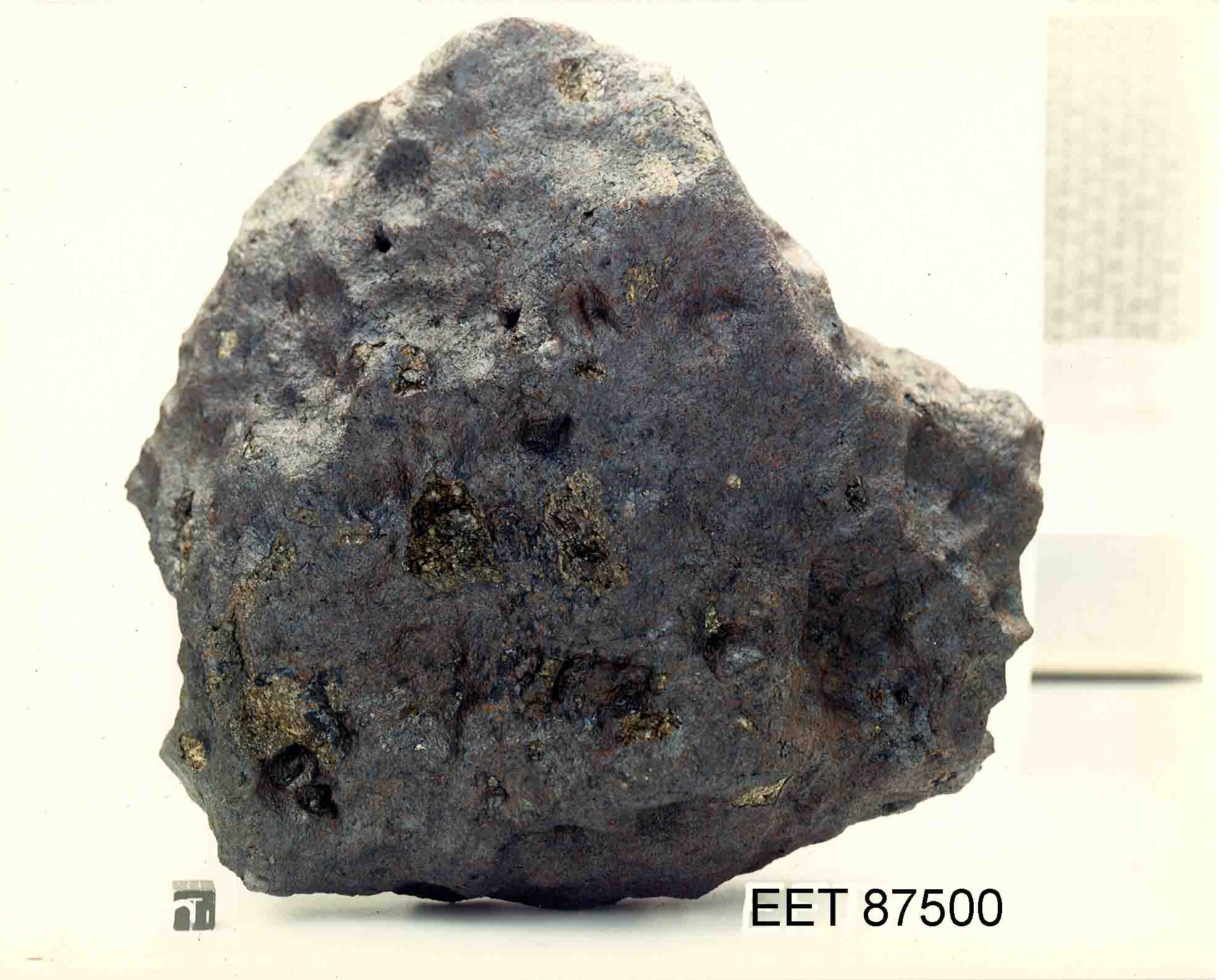 EET87500A.jpg