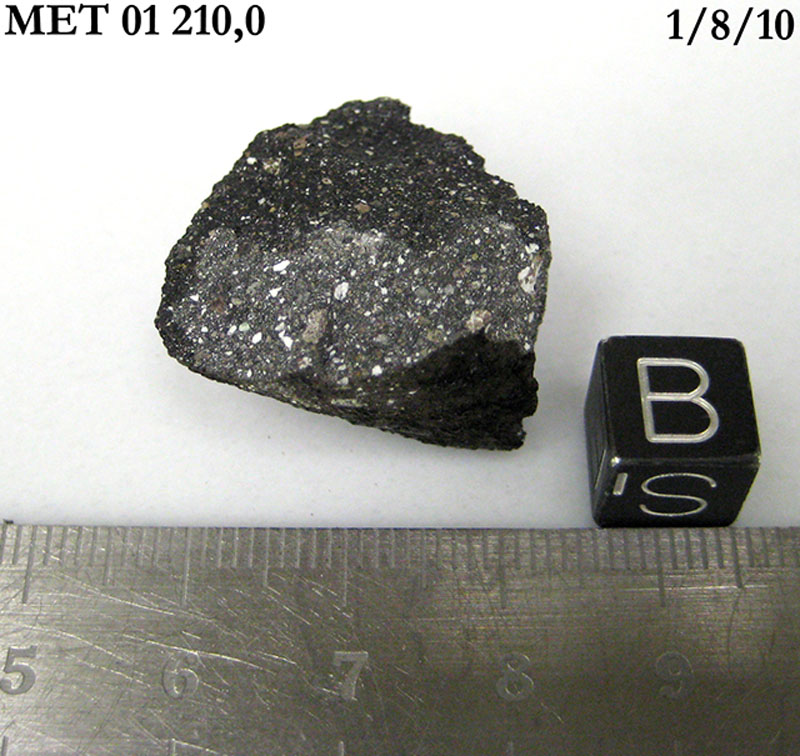 MET01210,0BS.jpg