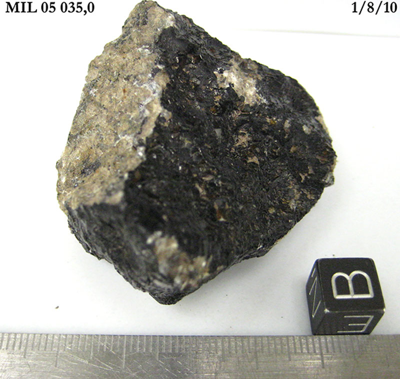 MIL05035,0BE.jpg