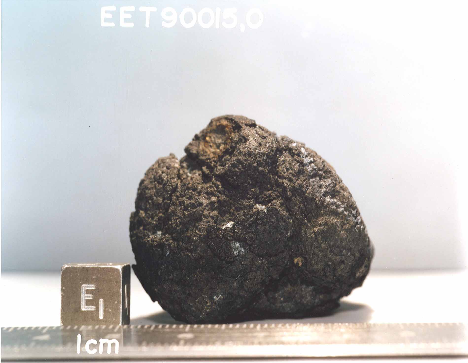 EET90015C.jpg
