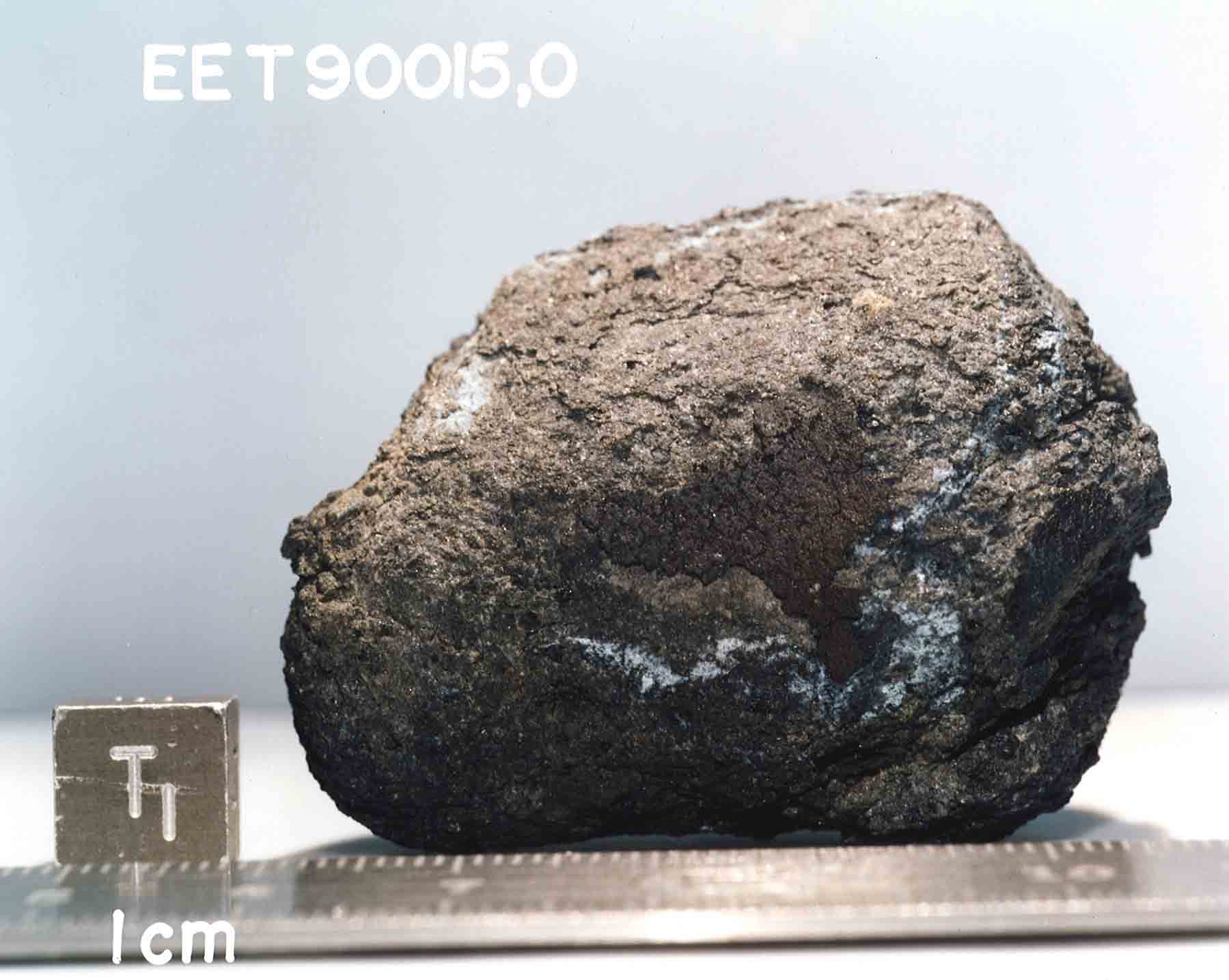 EET90015E.jpg