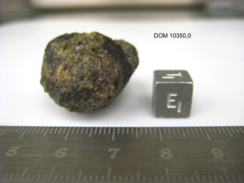 dom10350,0e.jpg