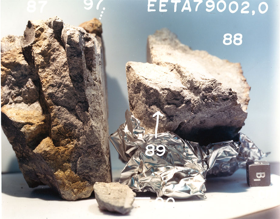 EET79002S.jpg