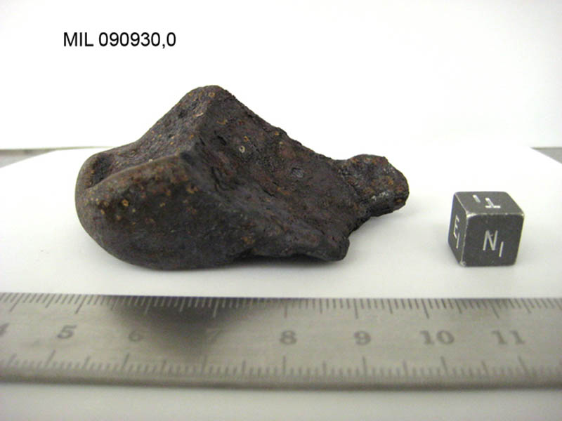 MIL090930,0n.jpg