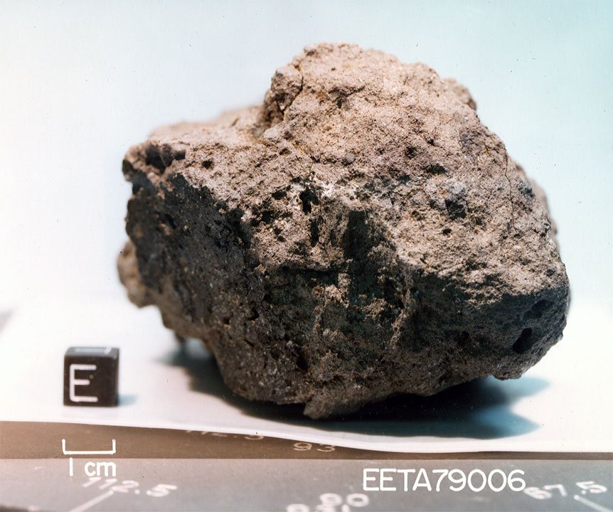 eeta79006b.jpg