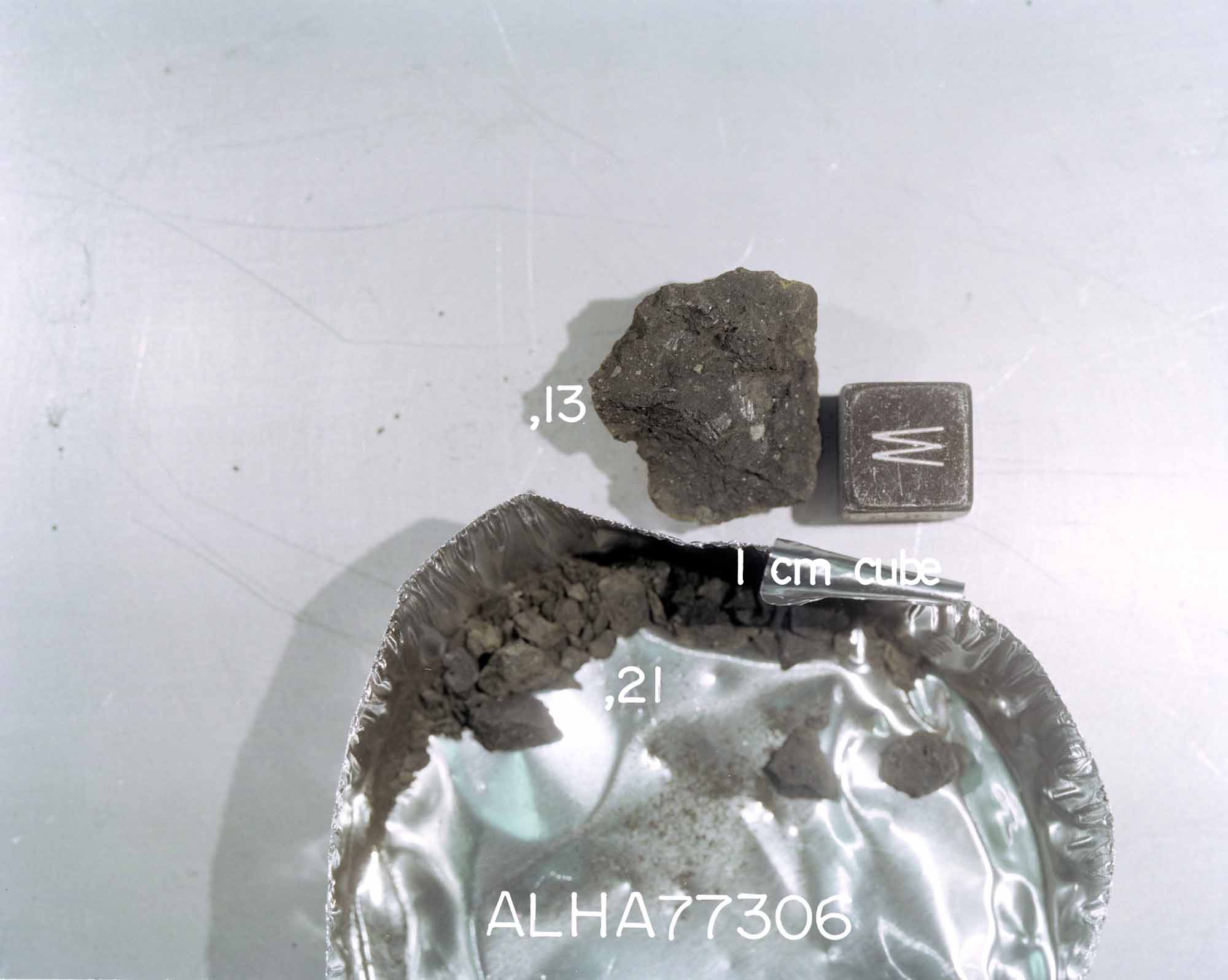 ALHA77306(s78-37038).jpg