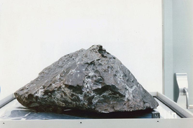 LEW85320F.jpg