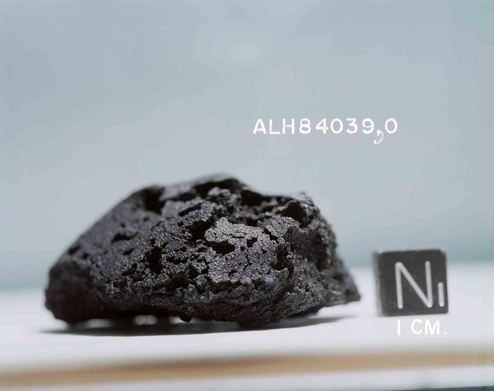 ALH84039(s85-39323).jpg