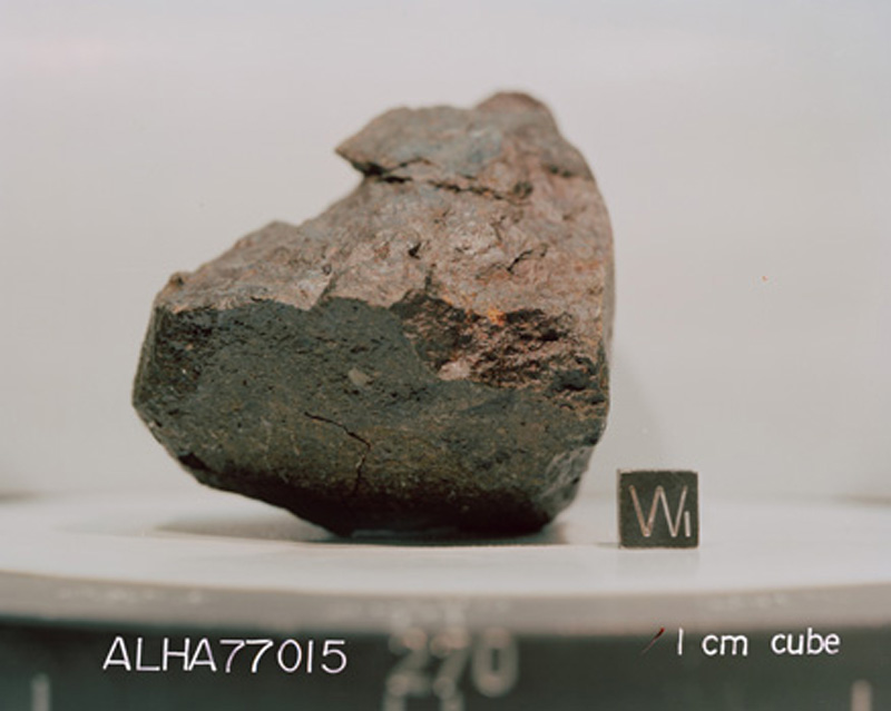 ALHA77015(S79-25558).jpg