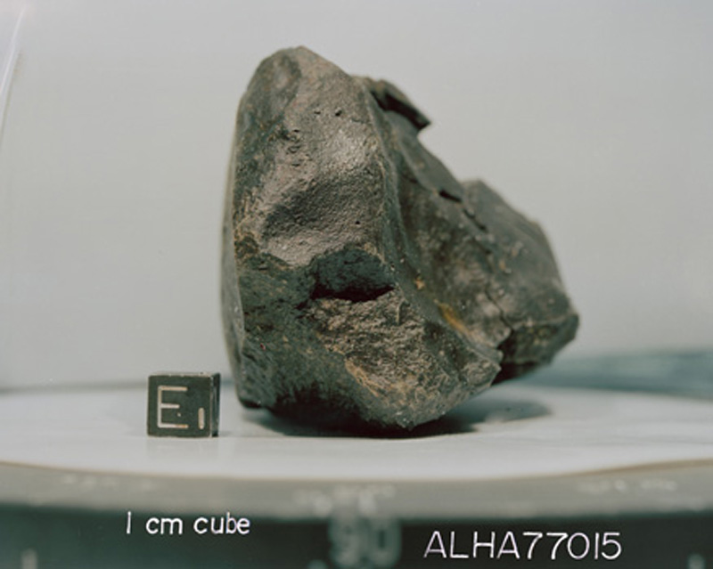 ALHA77015(S79-25559).jpg