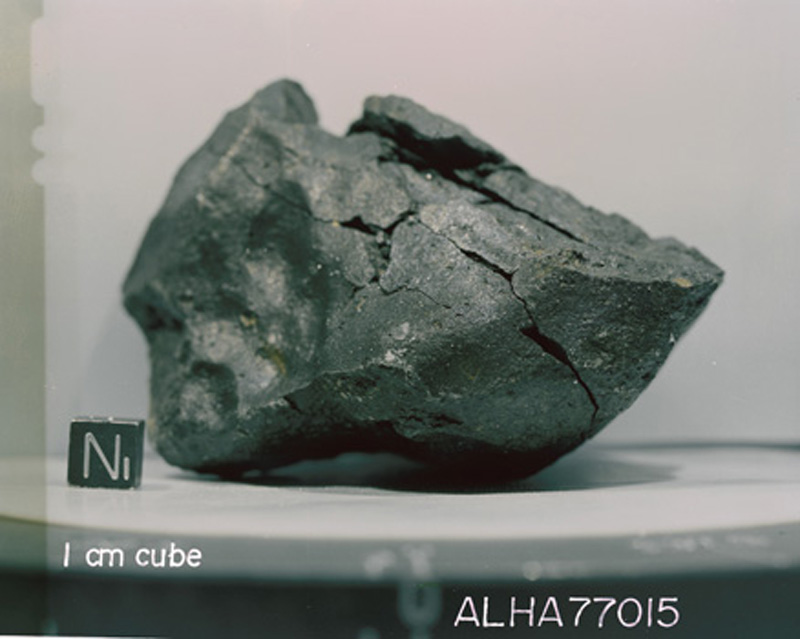 ALHA77015(S79-25561).jpg