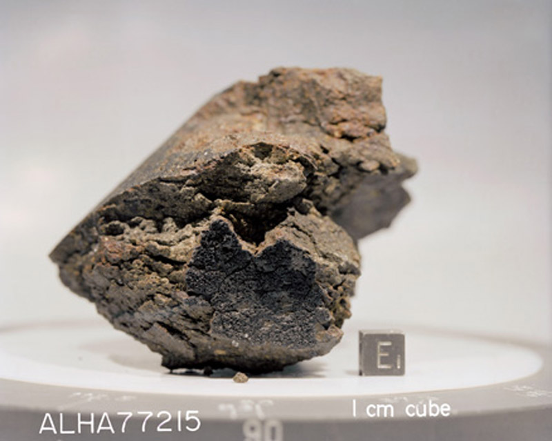ALHA77215(S79-26517).jpg