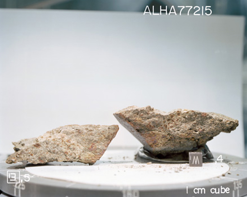 ALHA77215(S79-26524).jpg