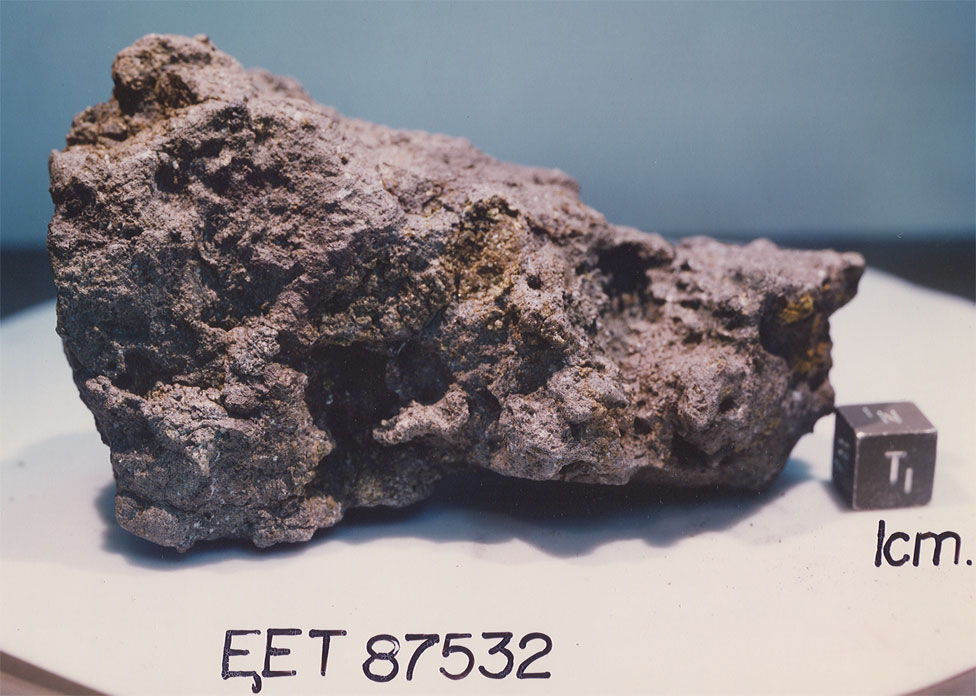 eet87532f.jpg