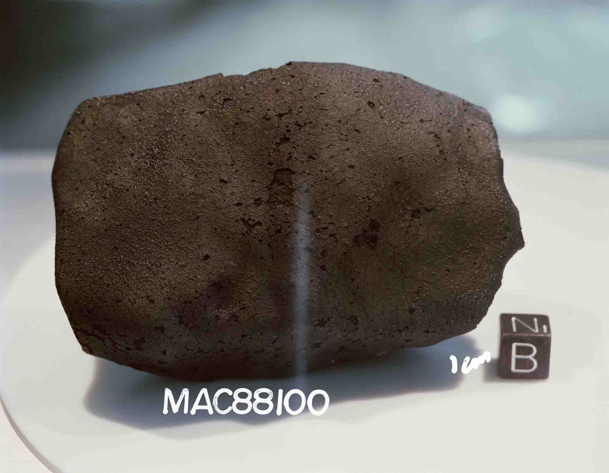 MAC88100(s89-39396).jpg