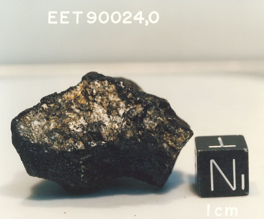 eet90024d.jpg
