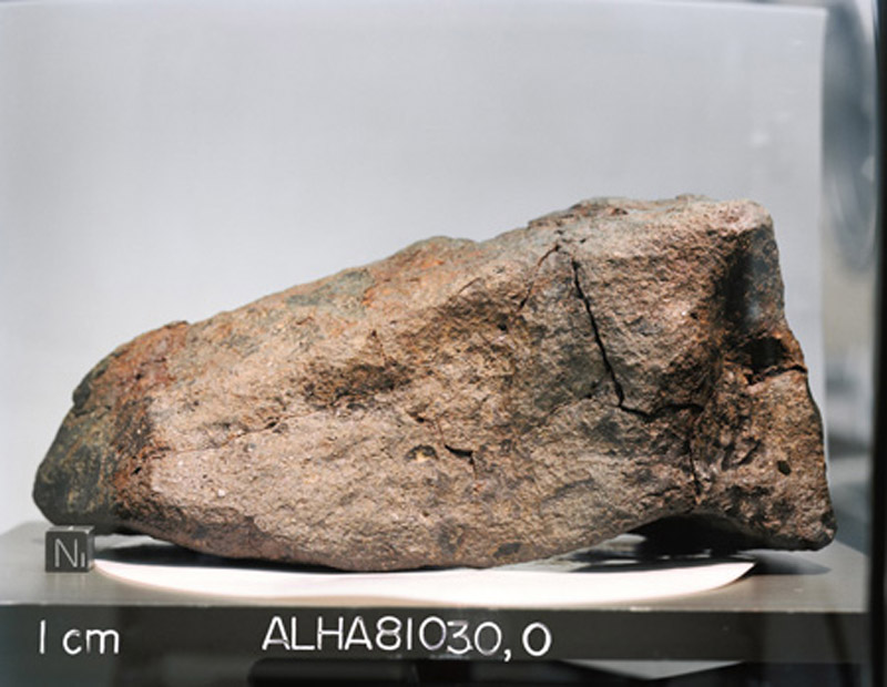 ALHA81030(S83-25137).jpg