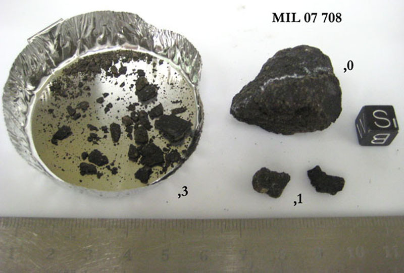 MIL07708,0,1,3.jpg
