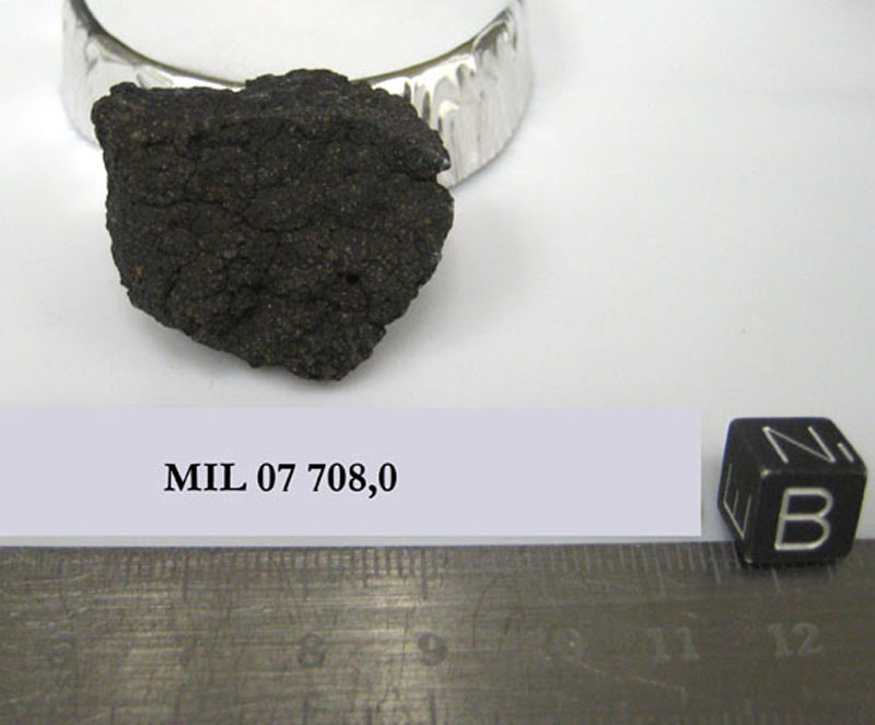 MIL07708,0BN.jpg