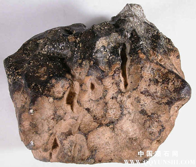灶神星陨石 NWA 2650 EUCRITE-4.jpg