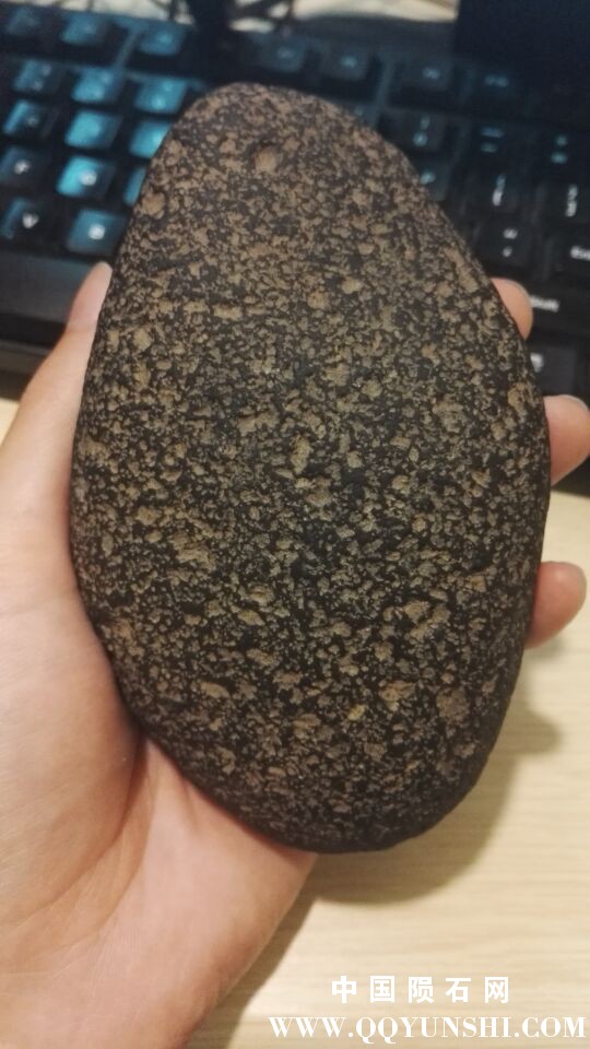 黑皮里面像是铁