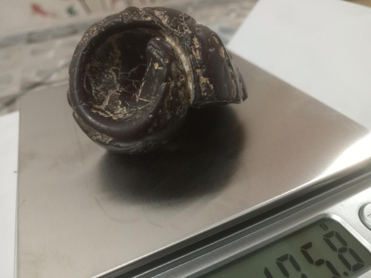 都是带有点磁性的但是很弱